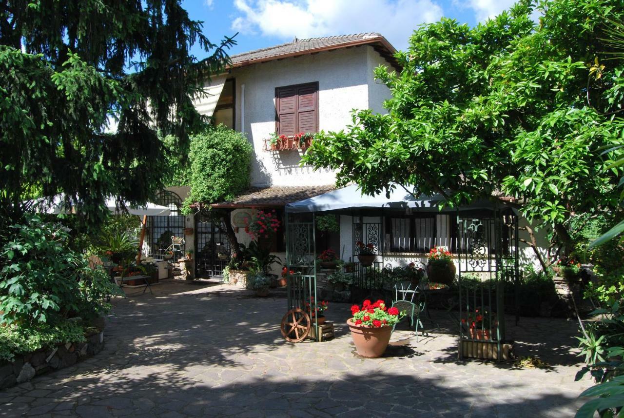 Casa Pontecorvi Acomodação com café da manhã Velletri Exterior foto