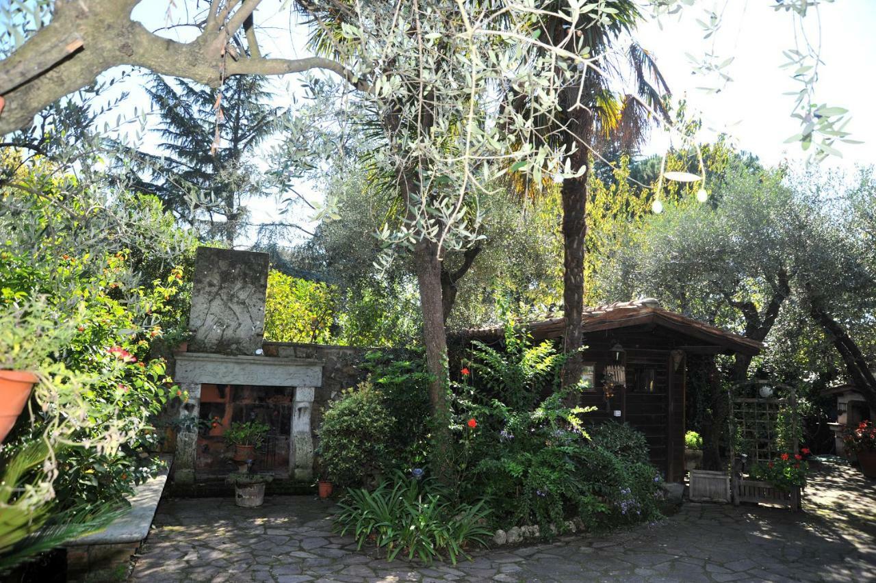 Casa Pontecorvi Acomodação com café da manhã Velletri Exterior foto